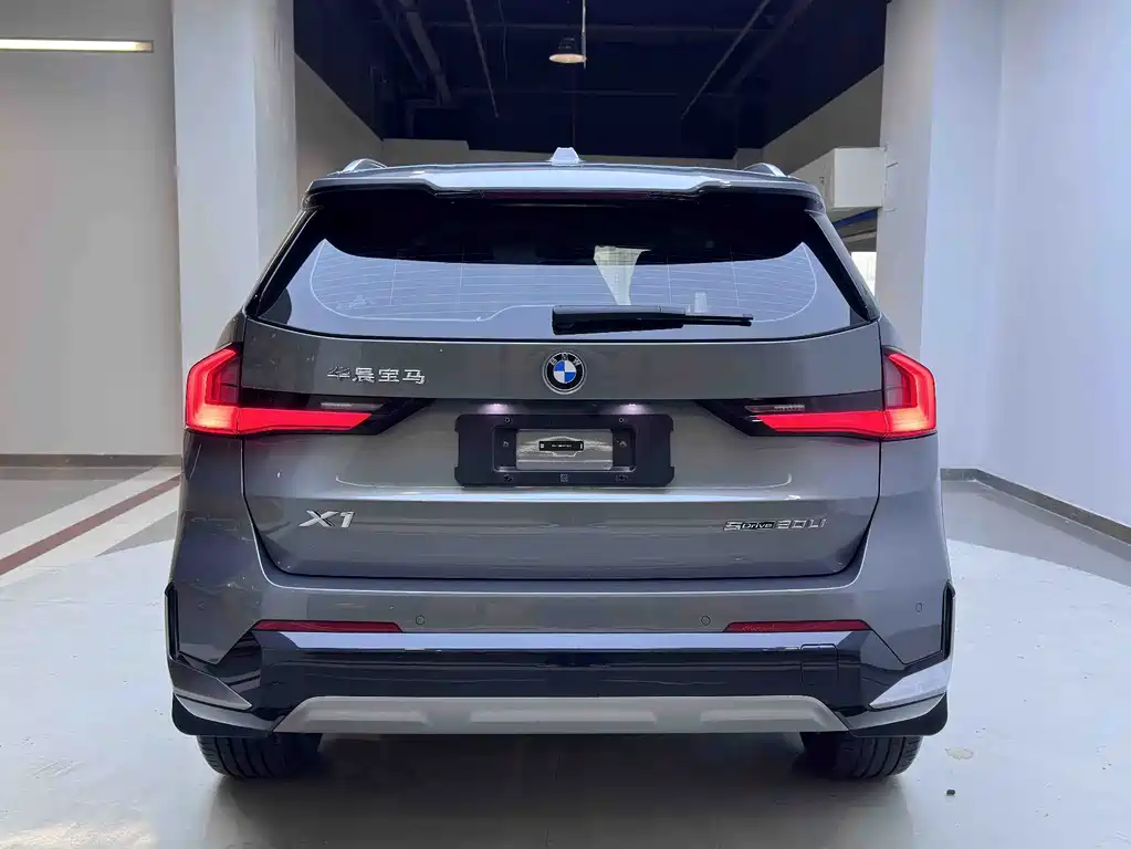 BMW X1 — фото 4