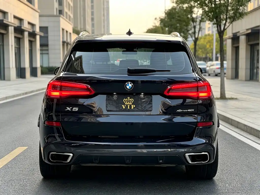 BMW X5 (Import) — фото 8