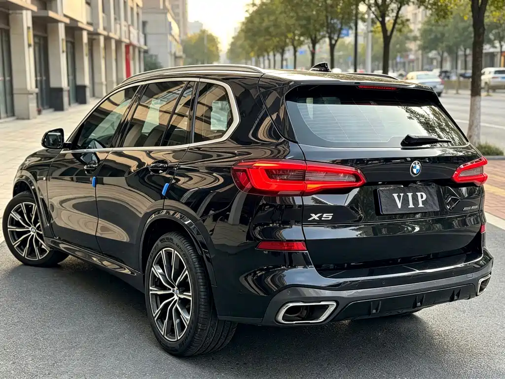 BMW X5 (Import) — фото 7