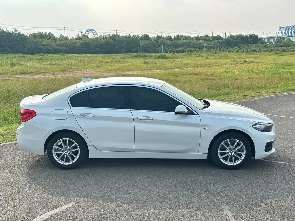 BMW 1 Series — фото 11