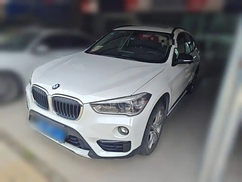 BMW X1 — фото 3