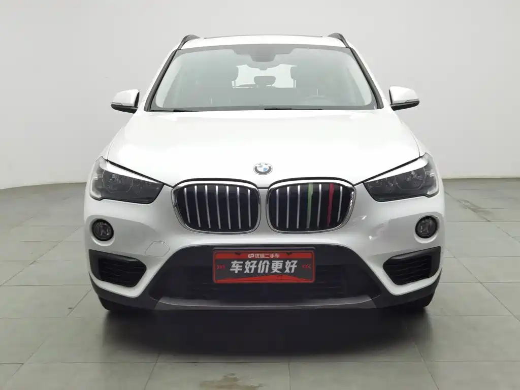 BMW X1 — фото 3