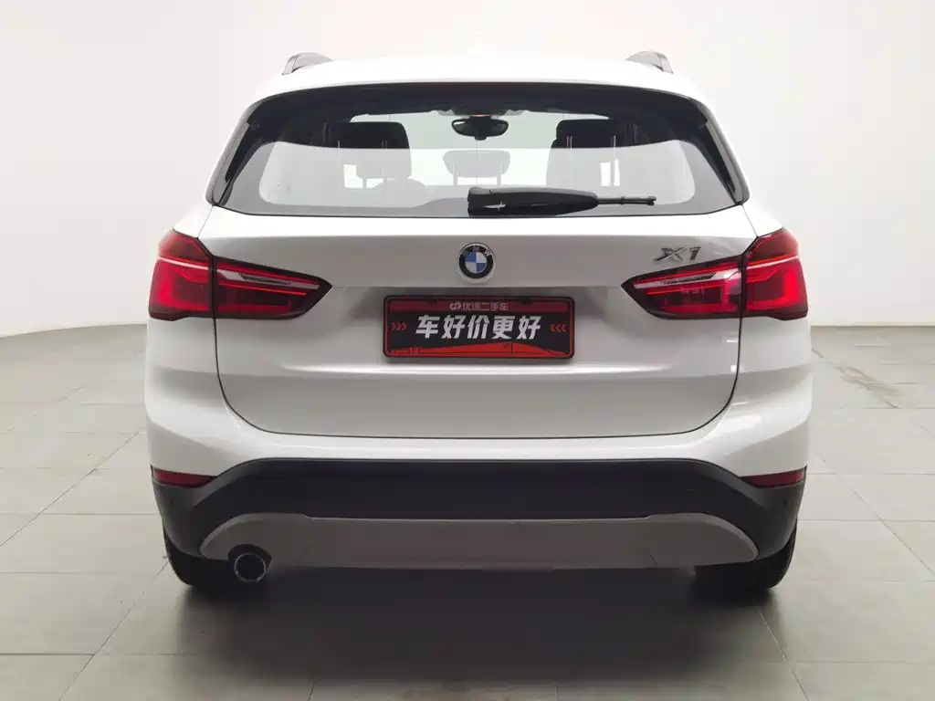 BMW X1 — фото 4