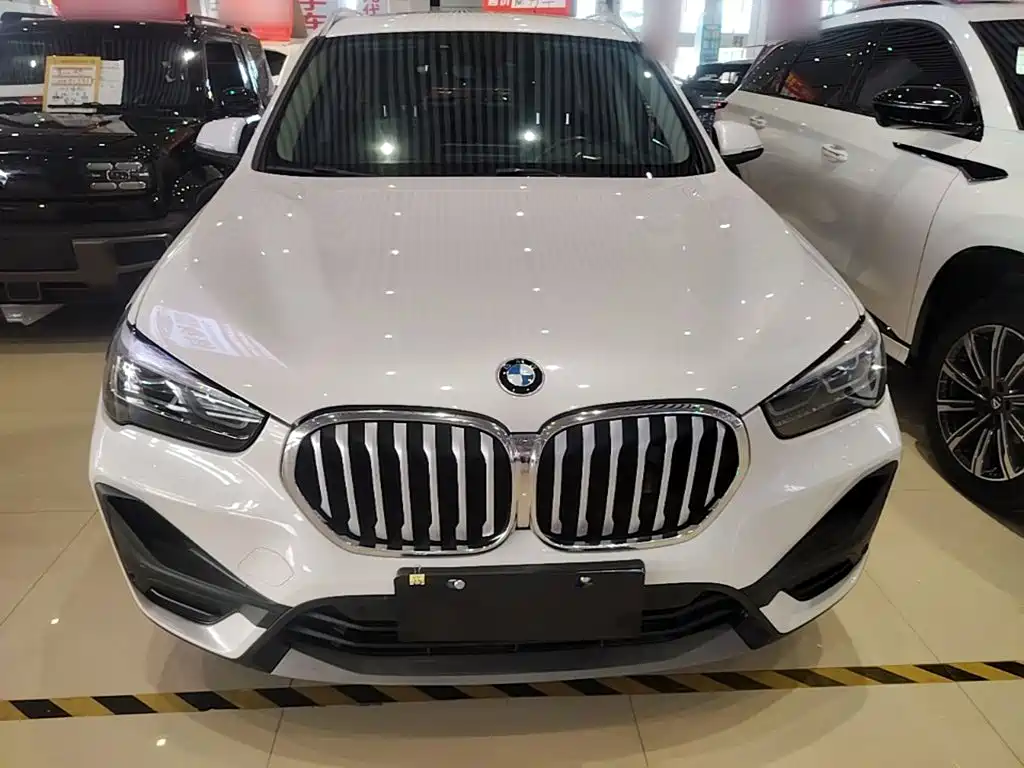 BMW X1 — фото 3