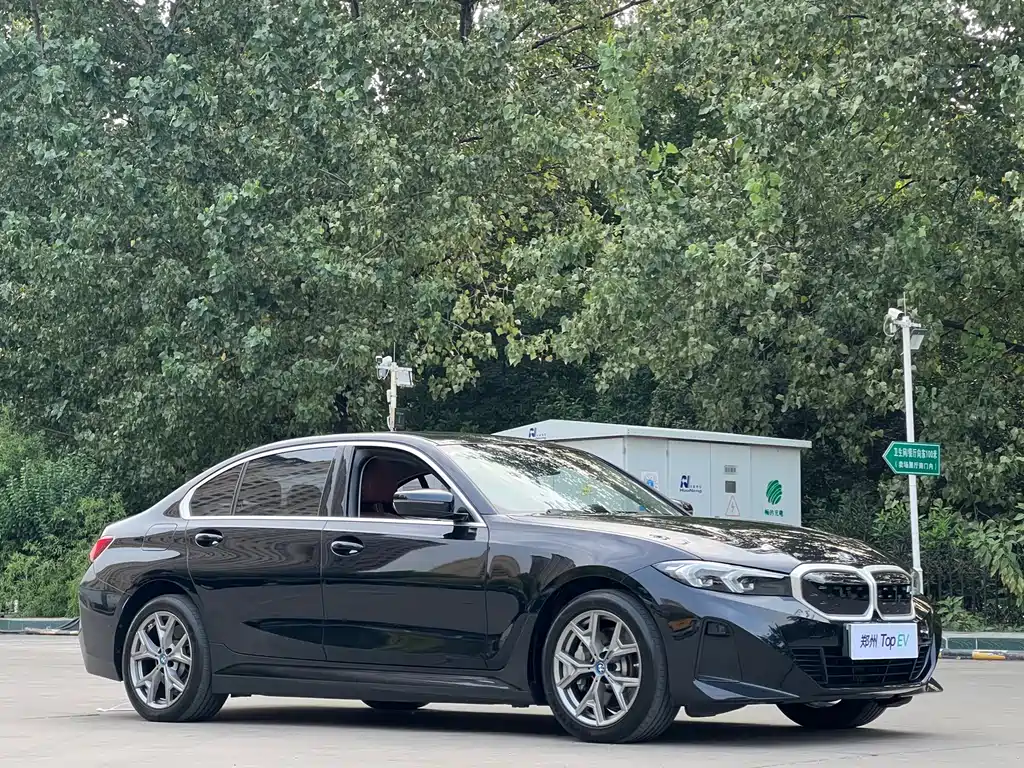 BMW i3 — фото 3