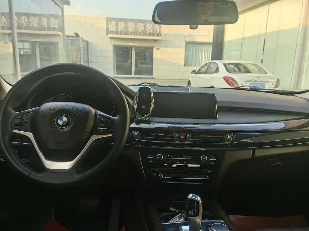 BMW X5 (Import) — фото 8