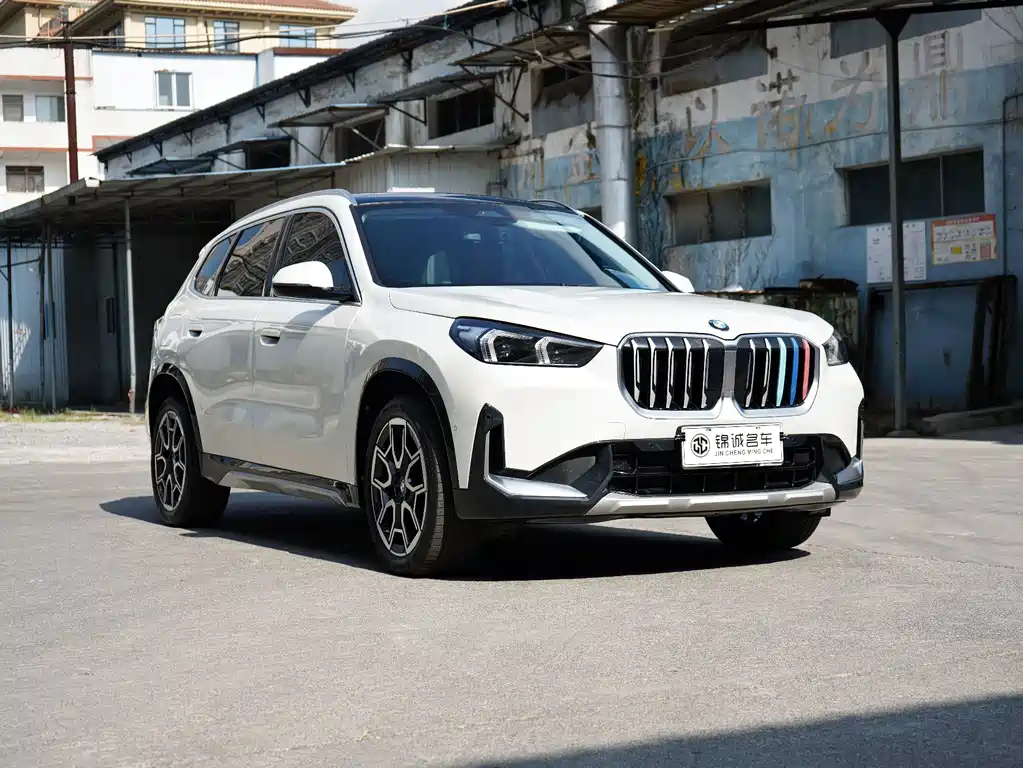 BMW X1 — фото 3