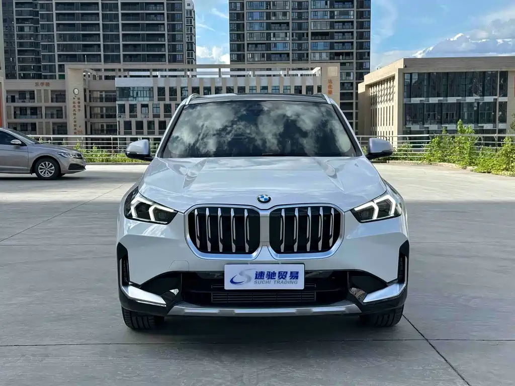 BMW X1 — фото 2