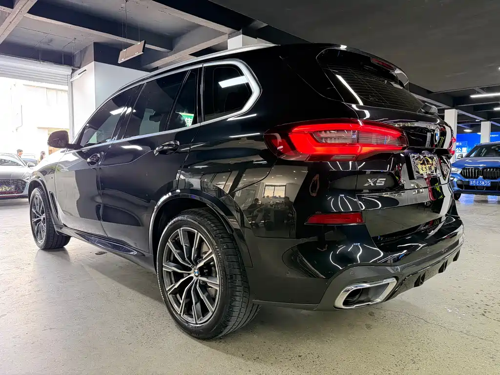 BMW X5 (Import) — фото 11