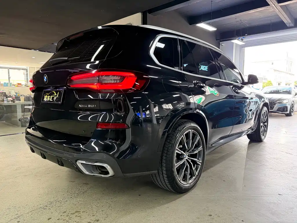 BMW X5 (Import) — фото 13