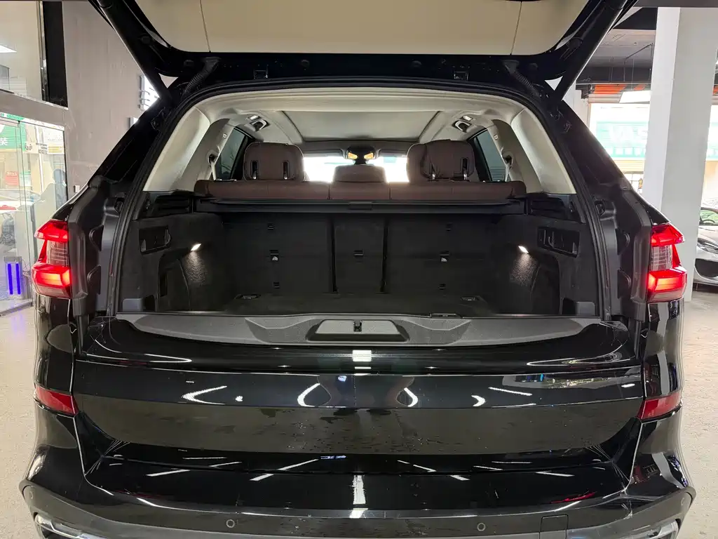 BMW X5 (Import) — фото 23