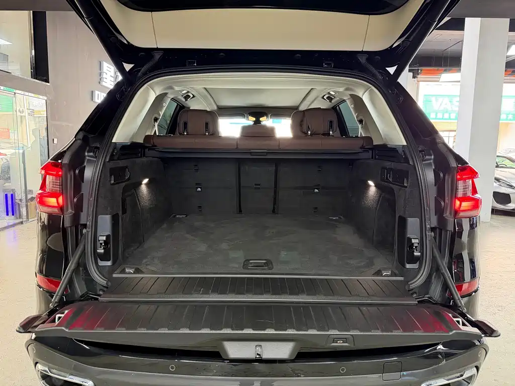 BMW X5 (Import) — фото 25