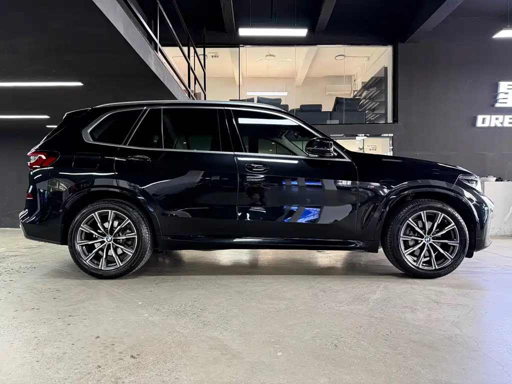 BMW X5 (Import) — фото 10