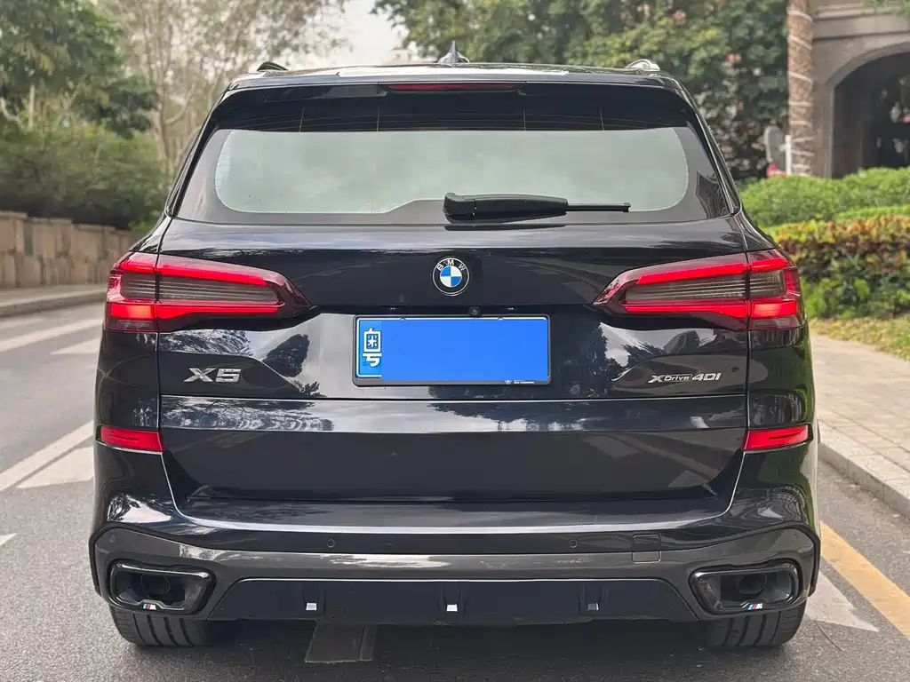 BMW X5 (Import) — фото 5