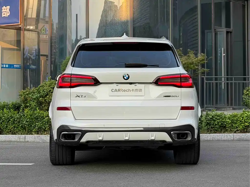 BMW X5 — фото 4