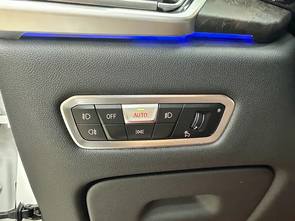 BMW X5 (Import) — фото 23