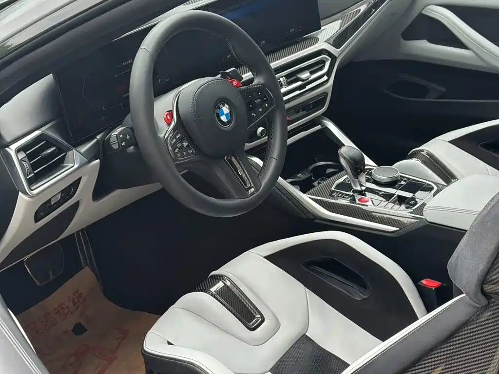 BMW M4 — фото 10