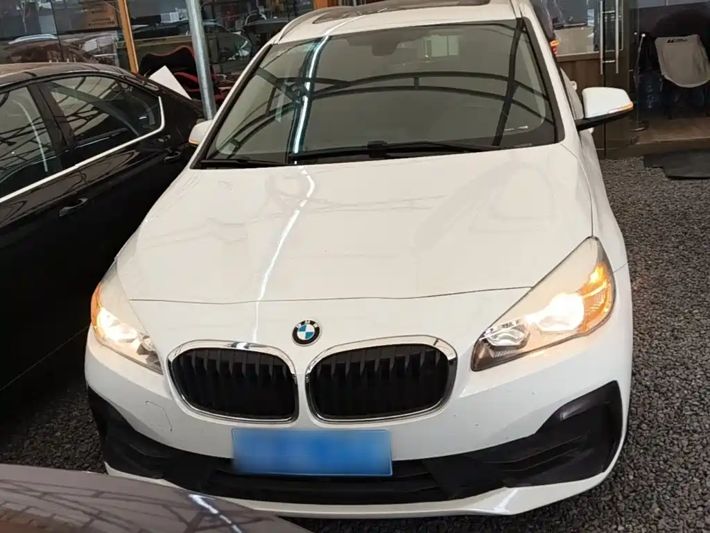 BMW 2 Series Gran Tourer — фото 3