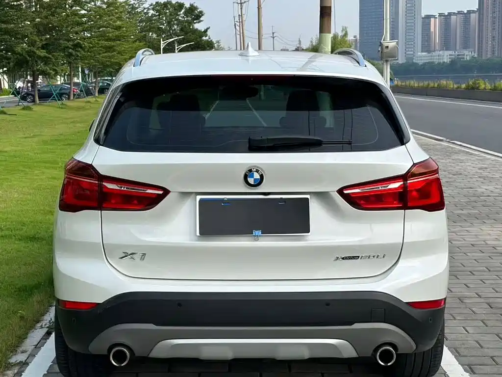 BMW X1 — фото 4