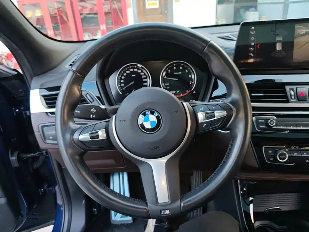 BMW X2 — фото 11