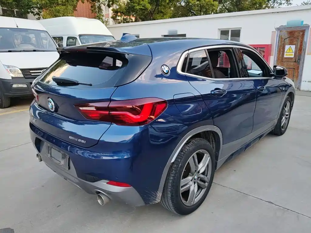 BMW X2 — фото 7