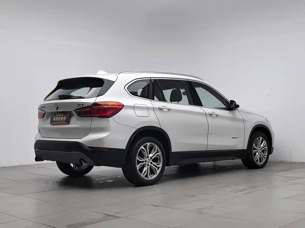 BMW X1 — фото 2