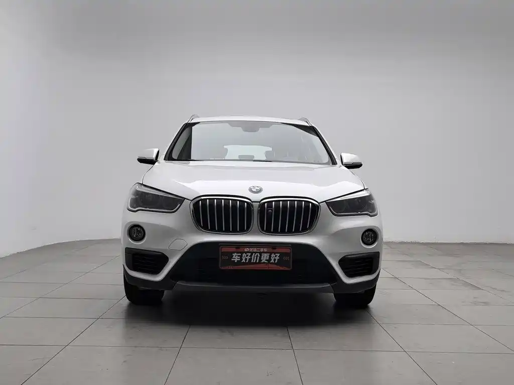 BMW X1 — фото 3