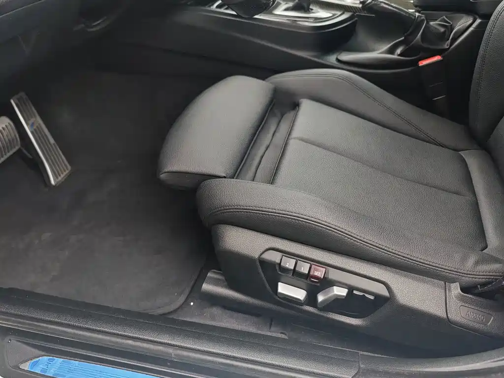 BMW 3 Series GT — фото 6