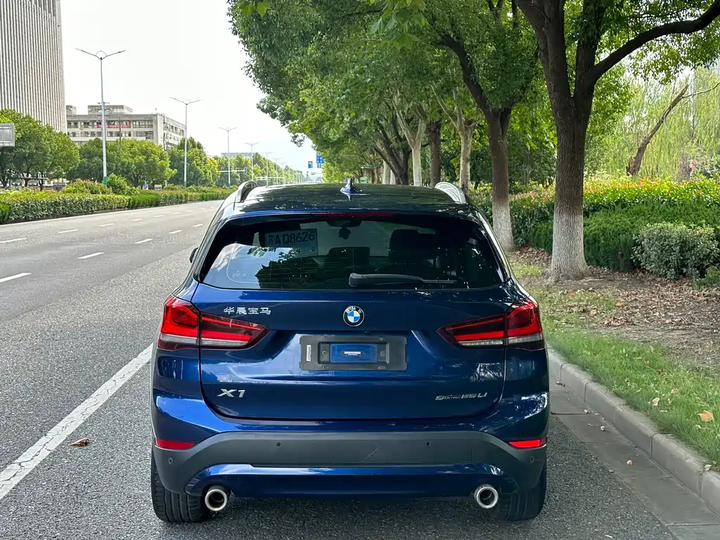 BMW X1 — фото 17
