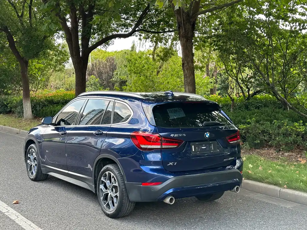 BMW X1 — фото 18