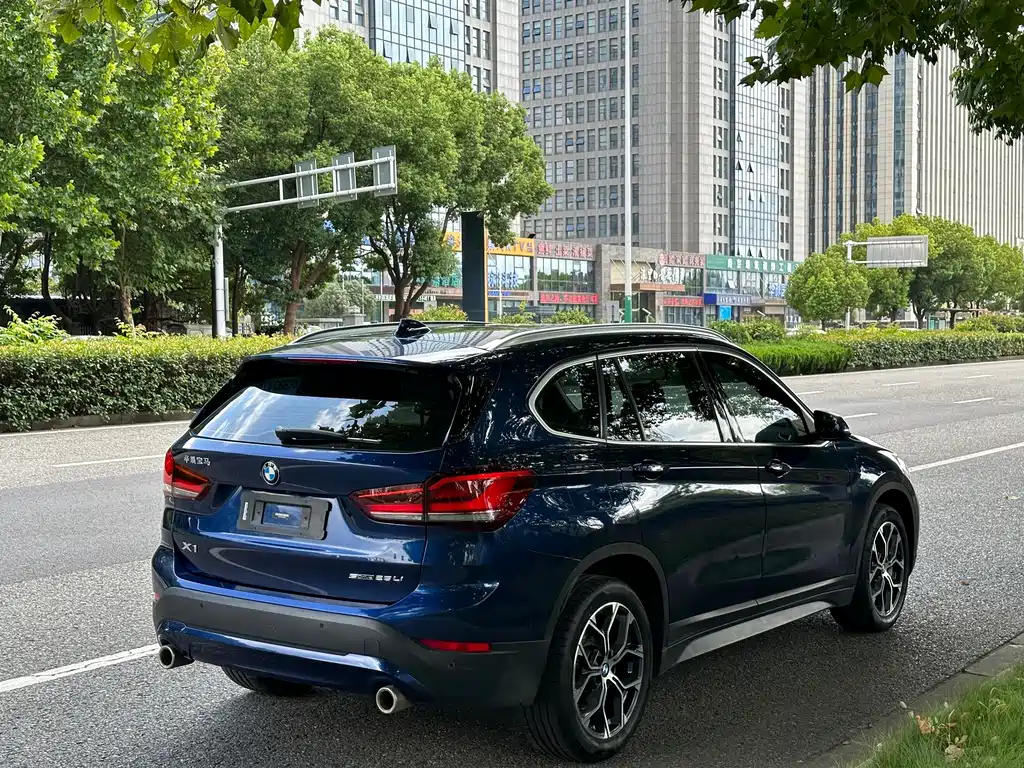 BMW X1 — фото 19