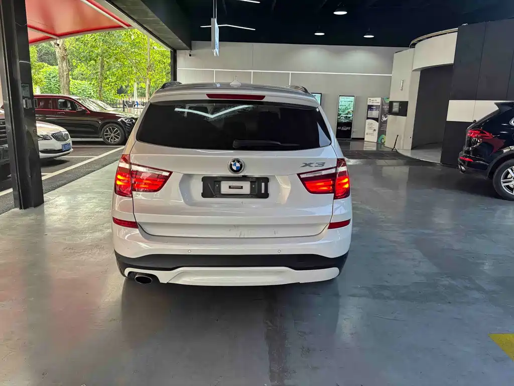 BMW X3 (Import) — фото 9