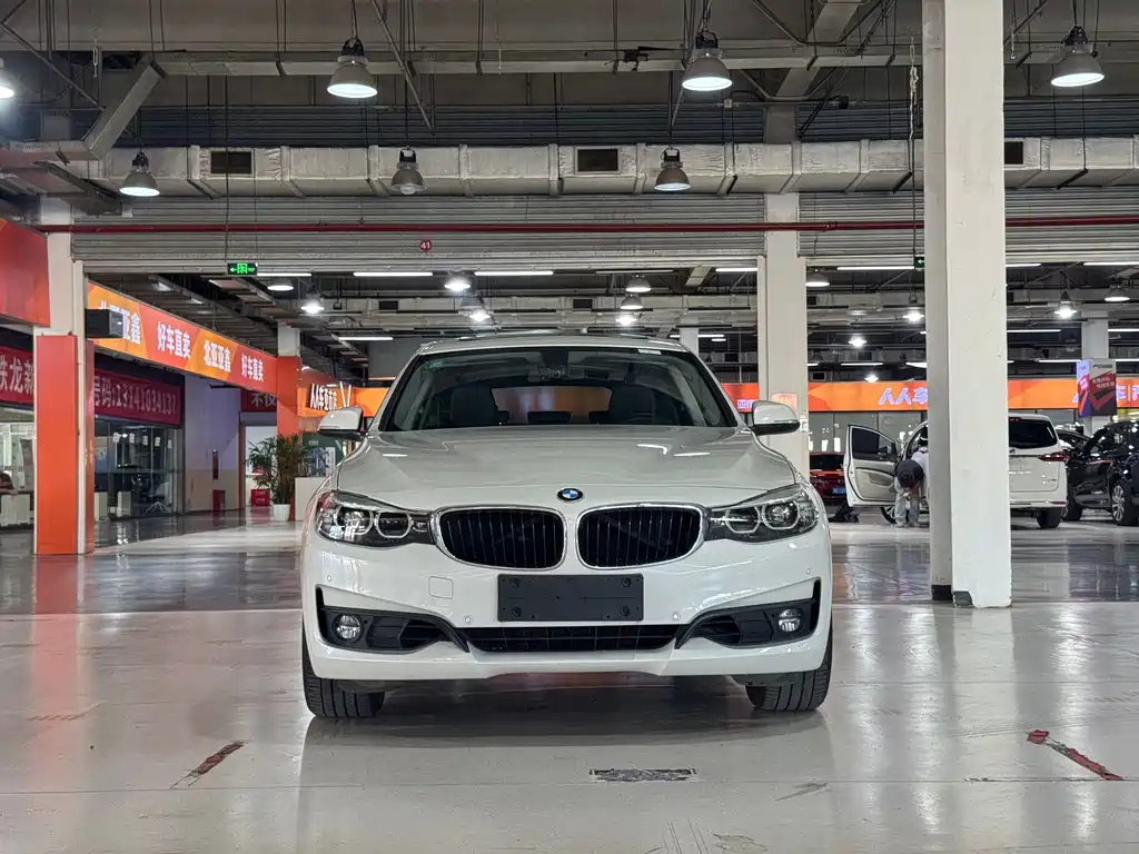 BMW 3 Series GT — фото 2