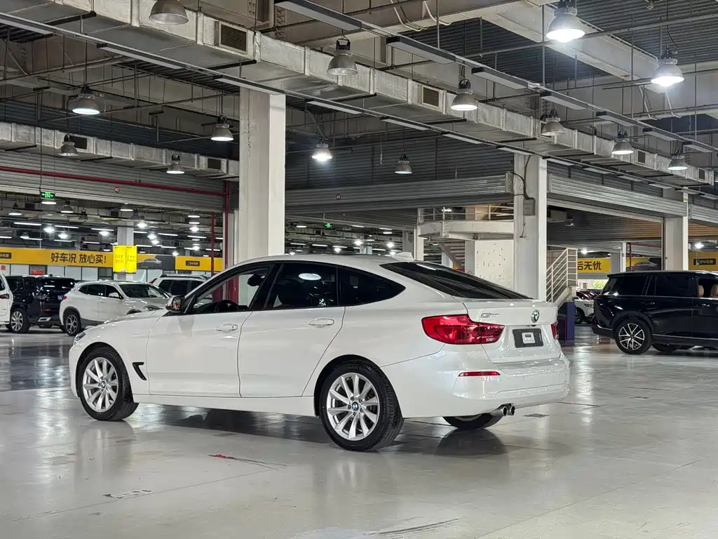 BMW 3 Series GT — фото 6