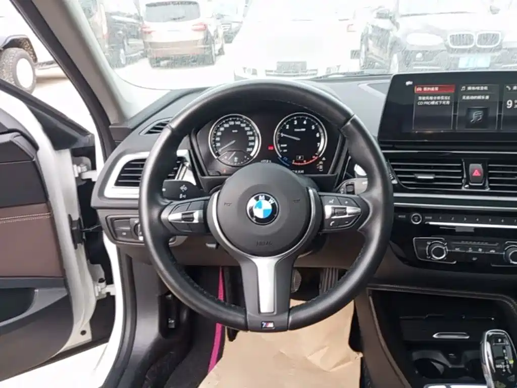 BMW 1 Series — фото 11