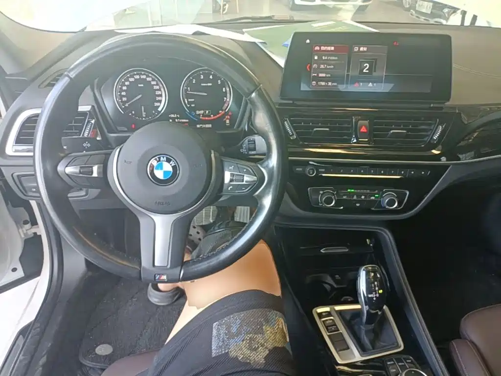 BMW 1 Series — фото 10