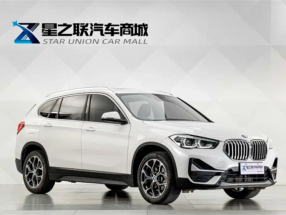 BMW X1 — фото 5