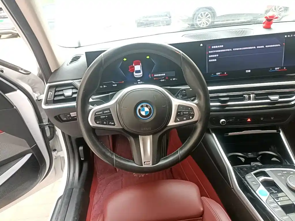 BMW i3 — фото 11