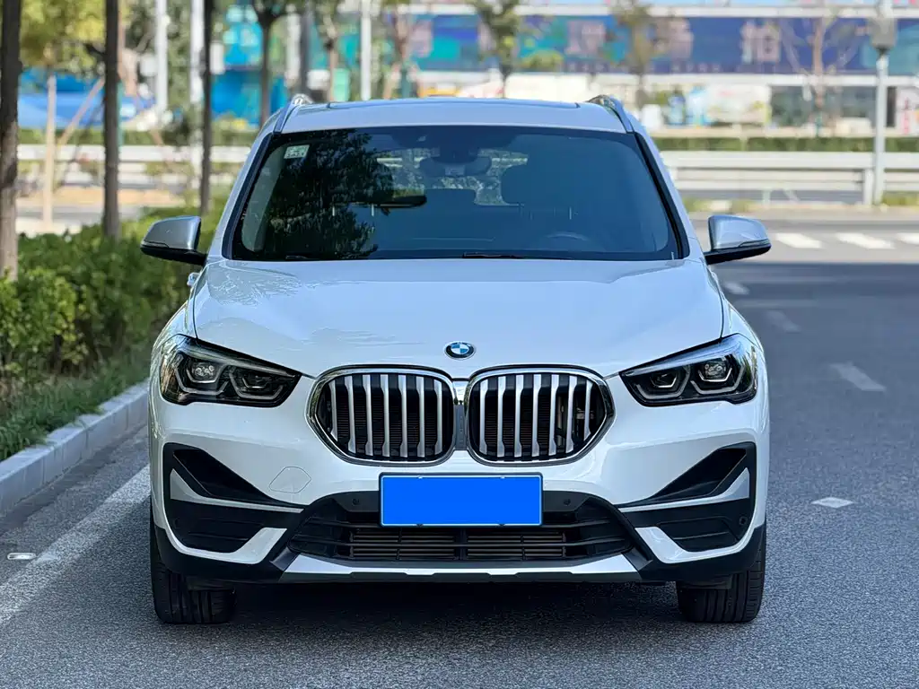 BMW X1 — фото 2