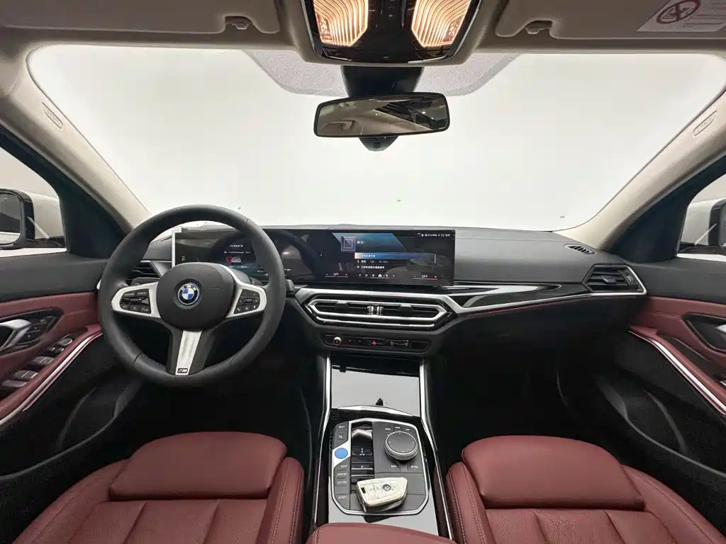 BMW i3 — фото 14