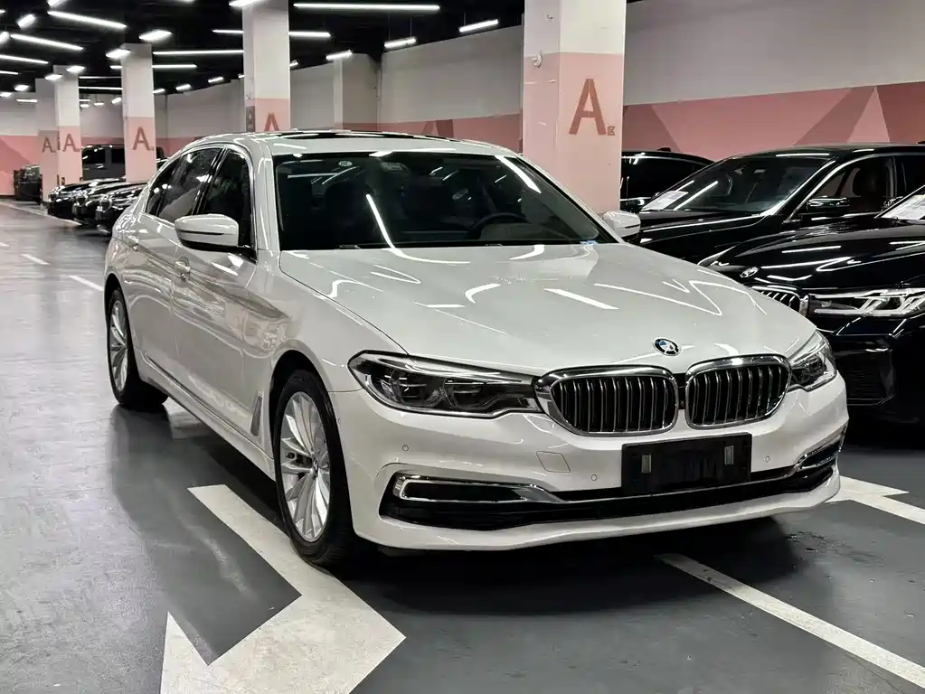 BMW 5 Series — фото 3