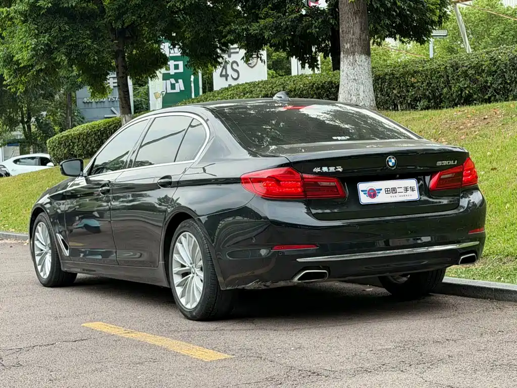 BMW 5 Series — фото 4