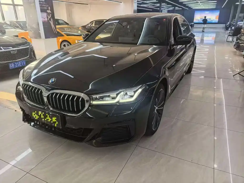 BMW 5 Series — фото 2