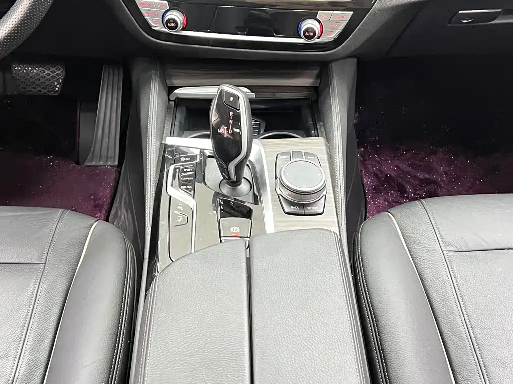 BMW 6 Series GT — фото 30