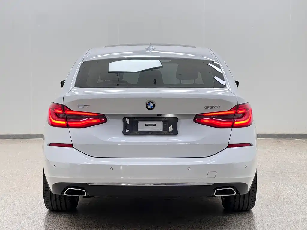 BMW 6 Series GT — фото 8