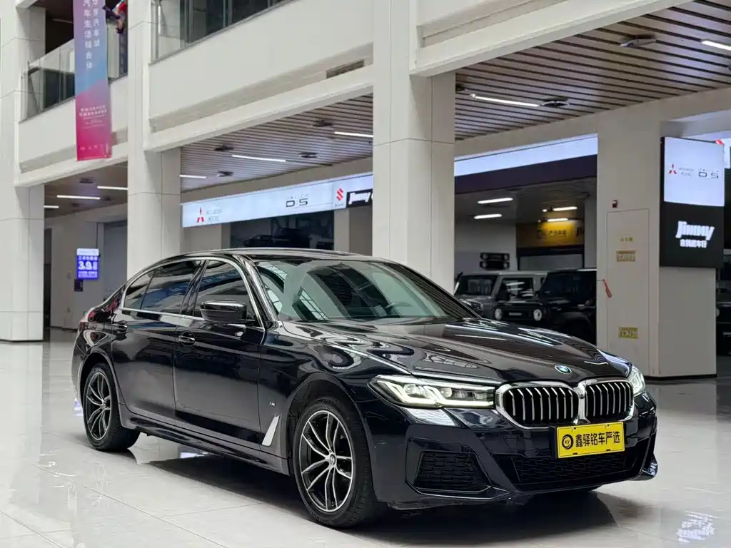 BMW 5 Series — фото 3