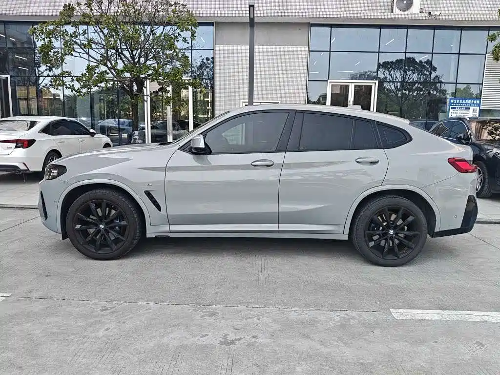 BMW X4 — фото 3