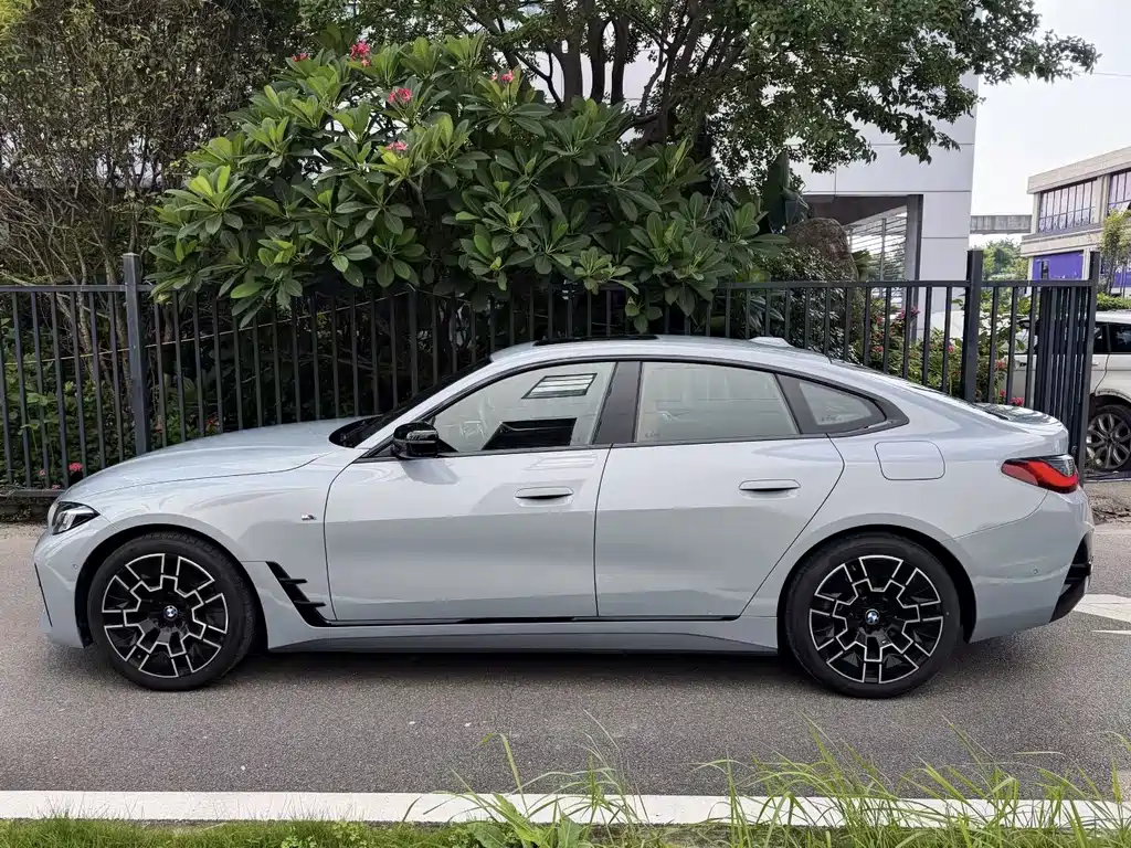 BMW 4 Series — фото 4