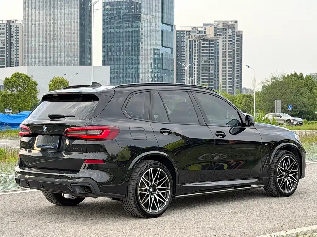 BMW X5 (Import) — фото 3