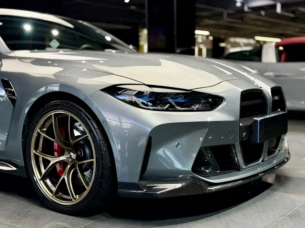 BMW M4 — фото 4
